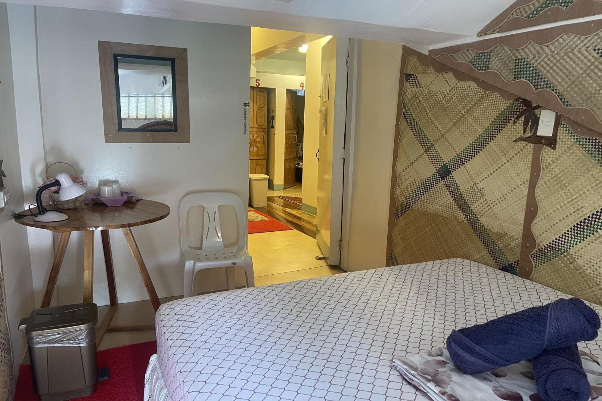 Balai Vivencio Hostel Puerto Princesa Ngoại thất bức ảnh