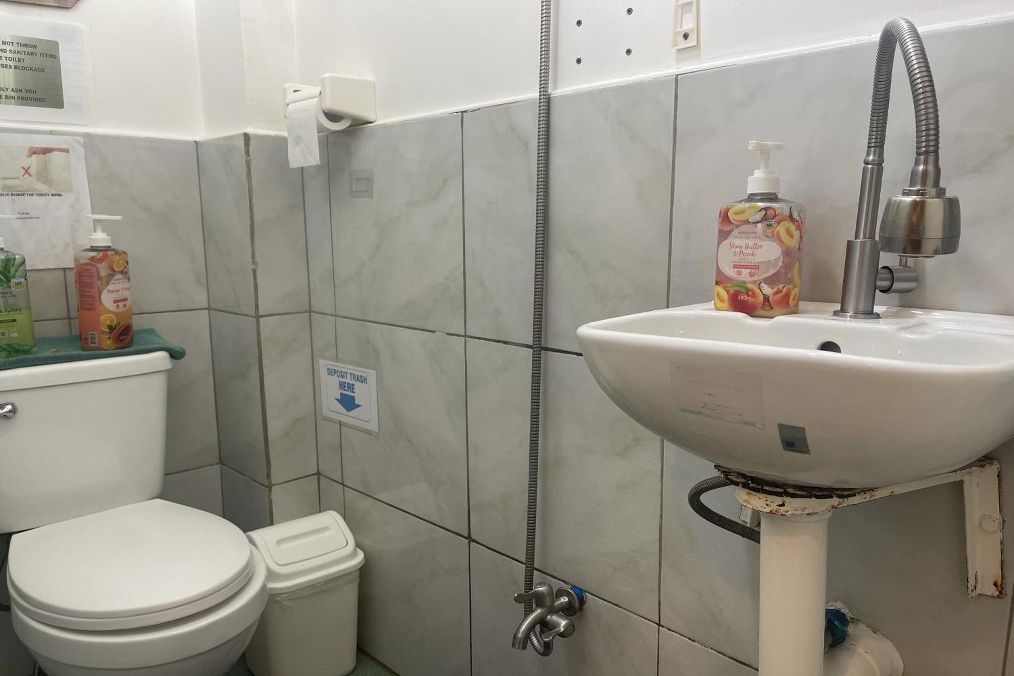 Balai Vivencio Hostel Puerto Princesa Ngoại thất bức ảnh