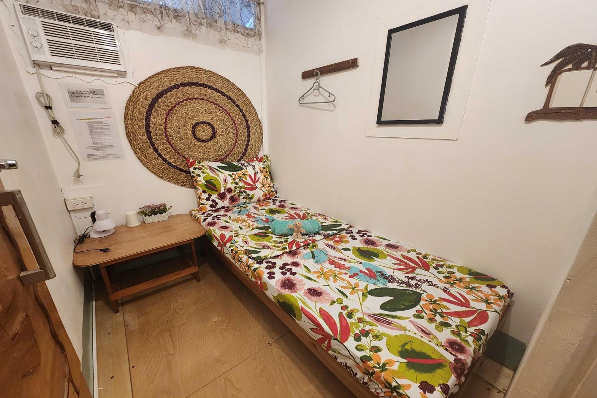 Balai Vivencio Hostel Puerto Princesa Ngoại thất bức ảnh